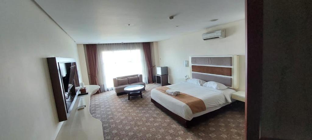 Hotel President Executive Club Cikarang Exteriér fotografie