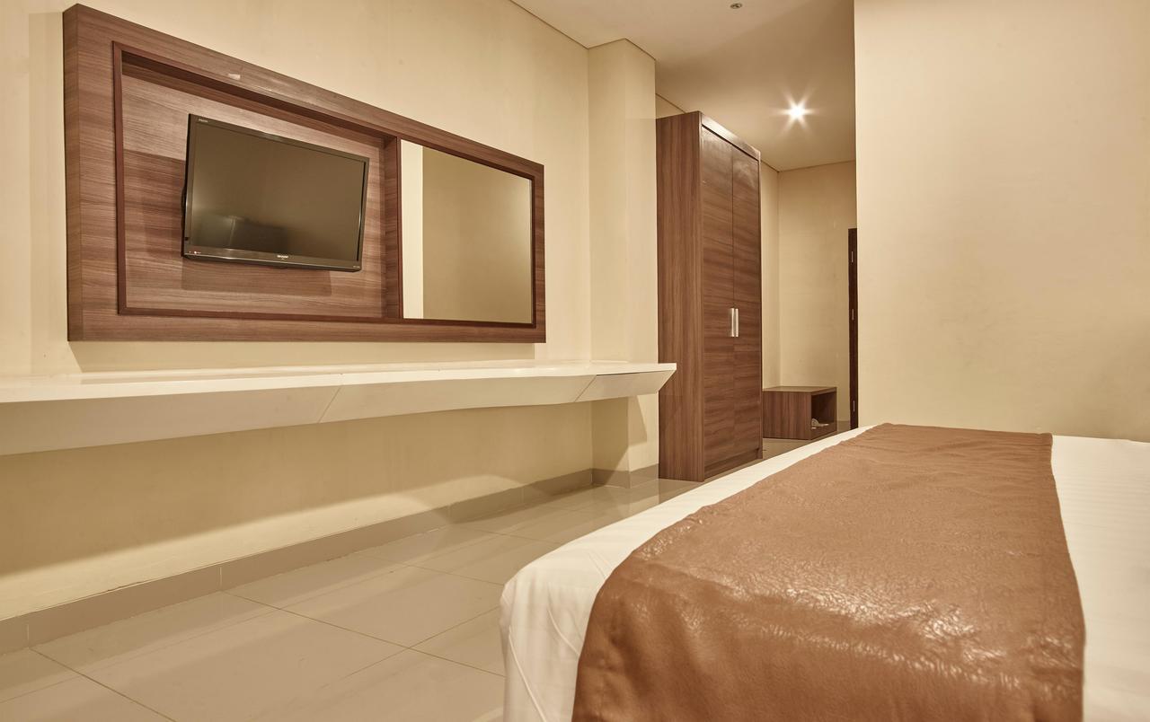 Hotel President Executive Club Cikarang Exteriér fotografie