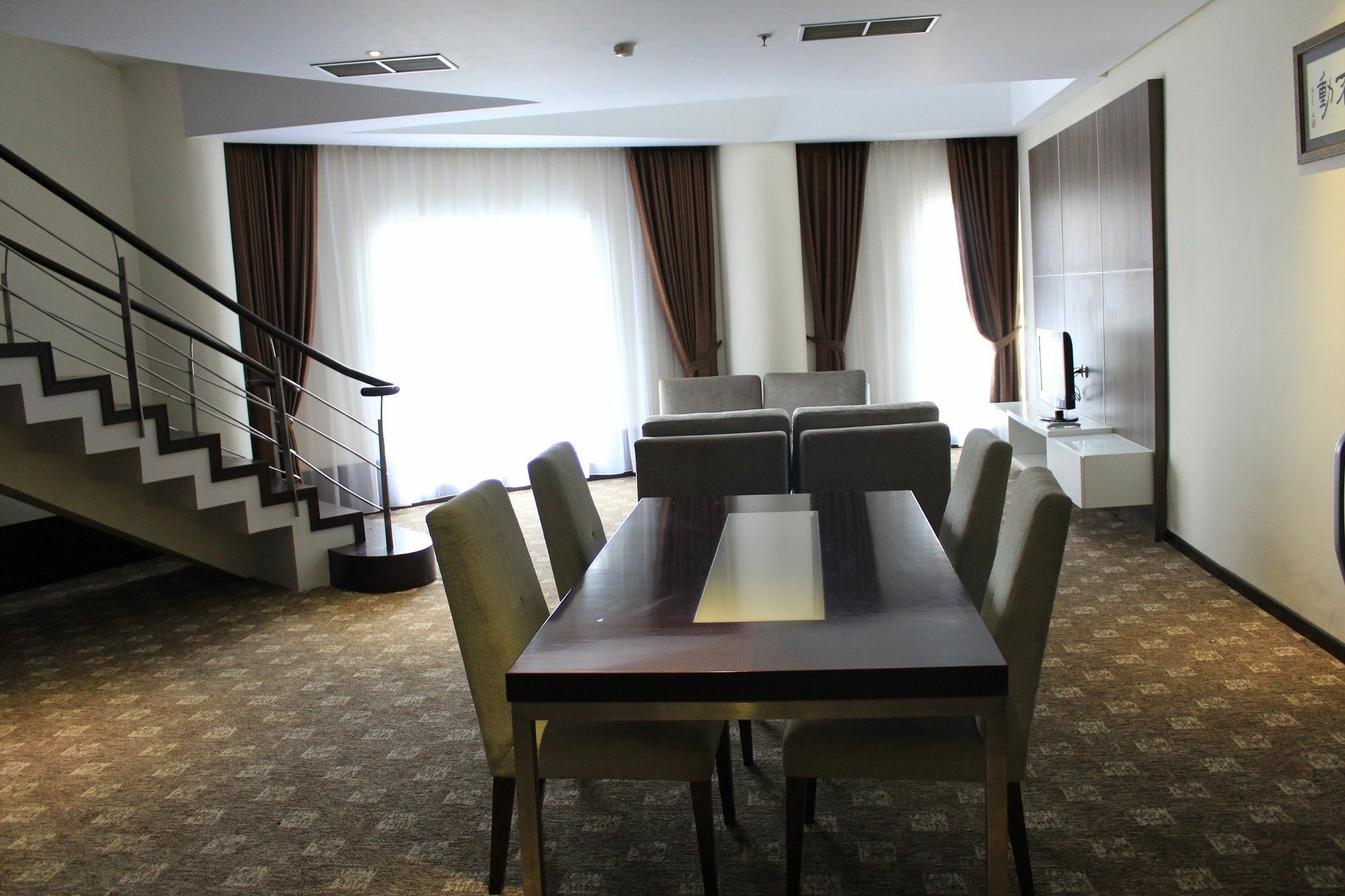 Hotel President Executive Club Cikarang Exteriér fotografie